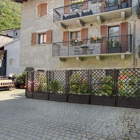 Apartament La Maison Du Bonheur Grosio Zewnętrze zdjęcie